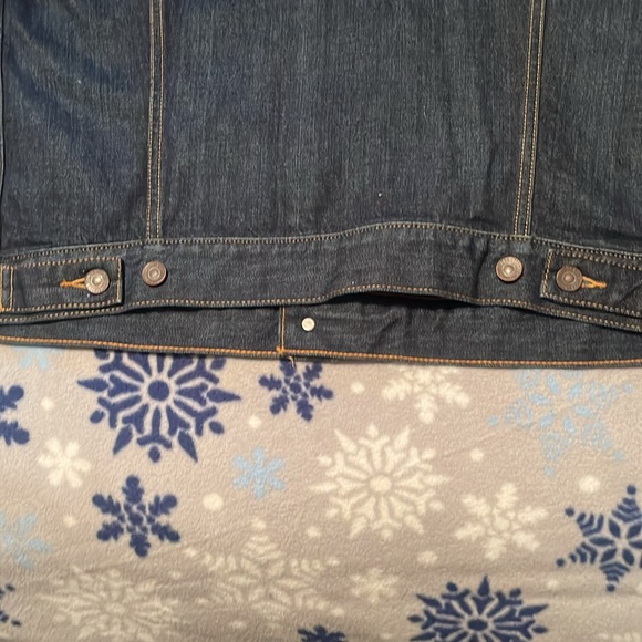 Levis blue jean jacket - Picture 4 of 8